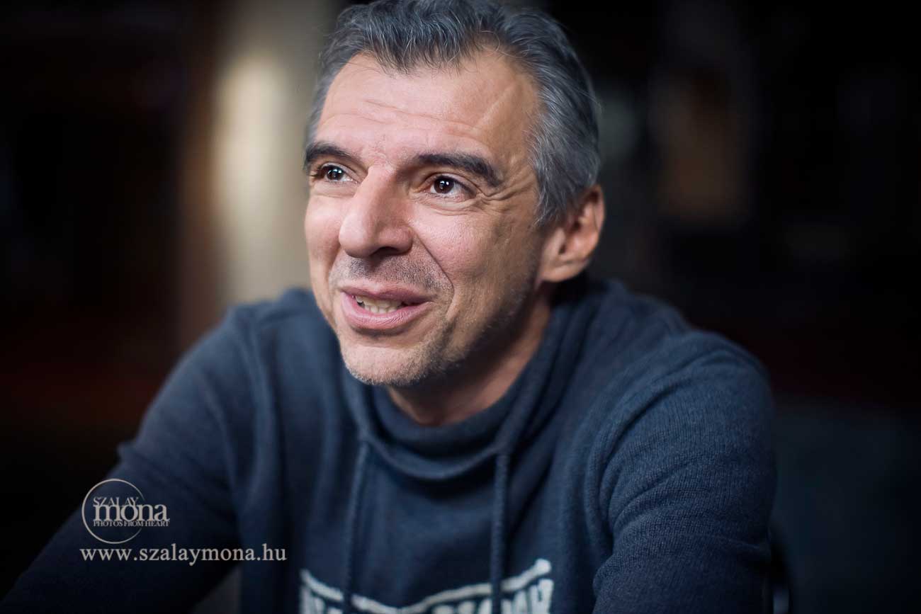 Galbenisz Tomasz színművész Szalay Mona fotója, művészportré