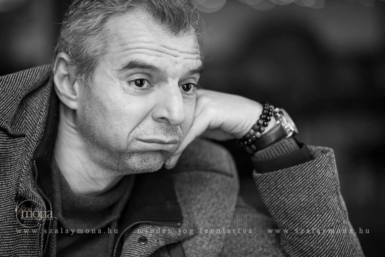 Galbenisz Tomasz színművész Szalay Mona fotója, művészportré